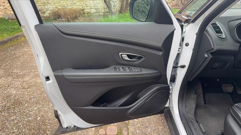 Renault Scénic IV 1.3 TCe 140 Edc7 Intens - Première main Automatique