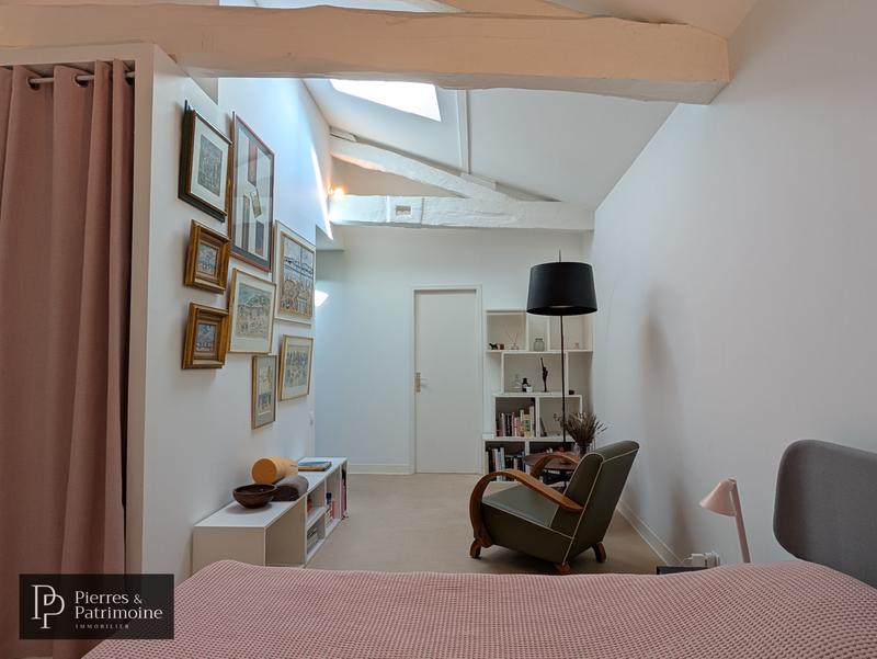 Propriété - 362 m² - 11 pièces