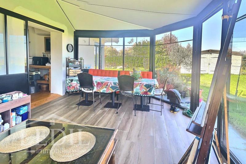 Maison - 187 m² - 5 pièces