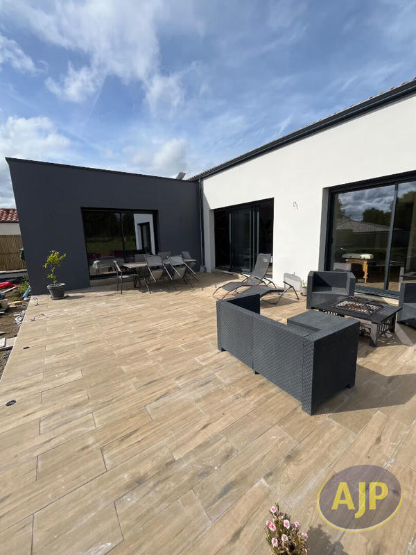 Maison - 109 m² - 4 pièces