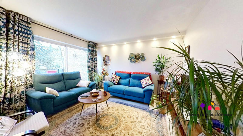 Appartement - 86 m² - 4 pièces