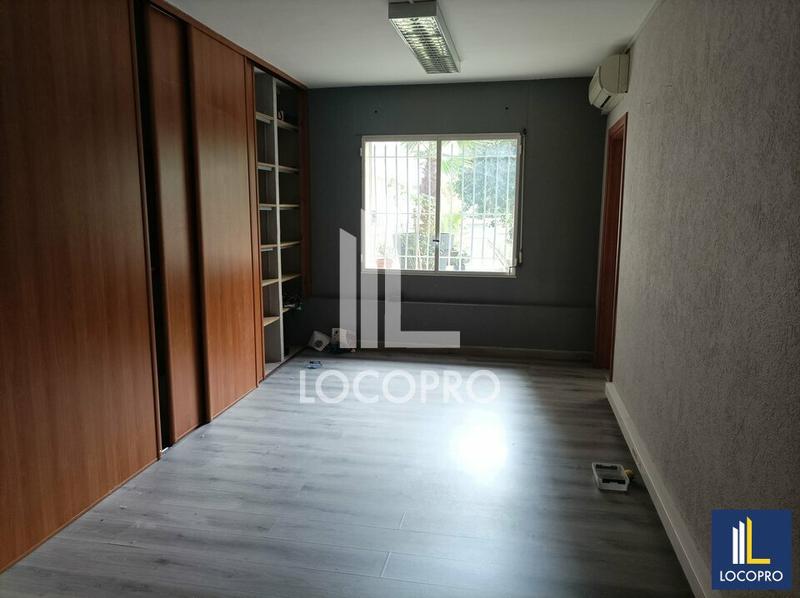 Local commercial - 250 m²