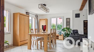 Maison - 165 m² - 7 pièces