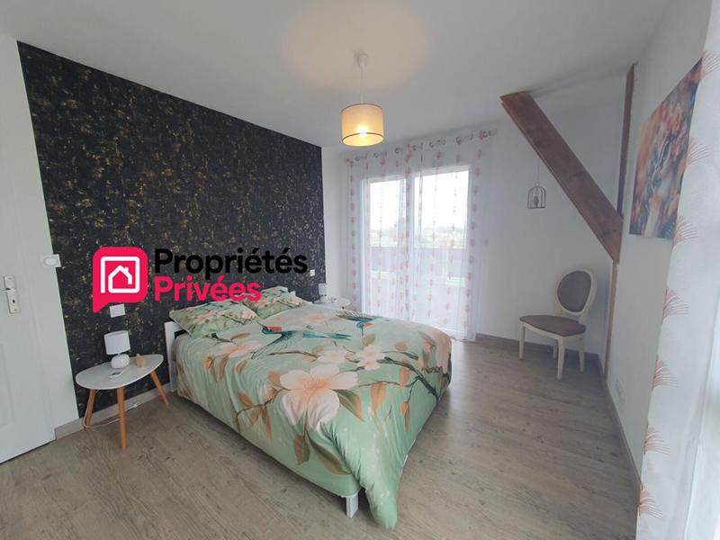 Maison - 180 m² - 5 pièces