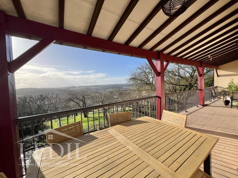 Maison - 135 m² - 5 pièces