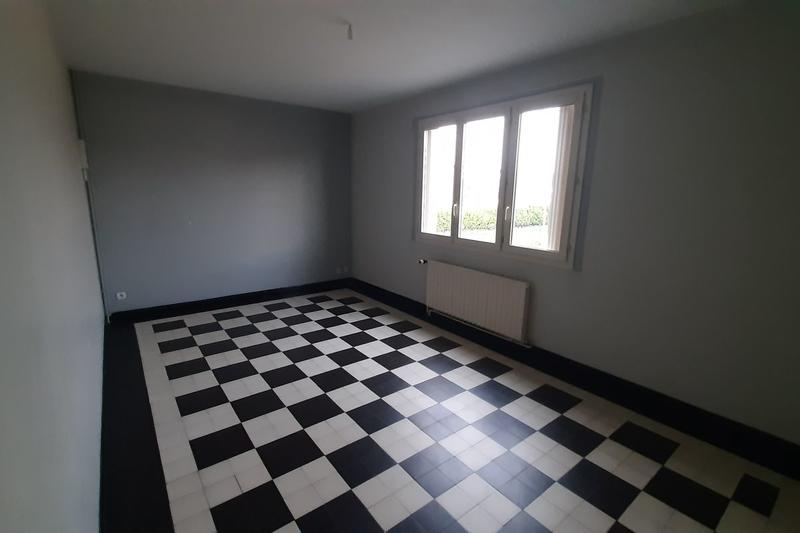 Maison - 94 m² - 5 pièces