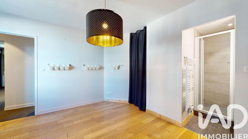 Duplex - 167 m² - 7 pièces