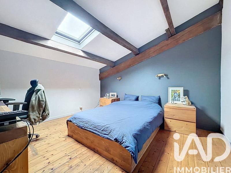 Maison - 408 m² - 6 pièces