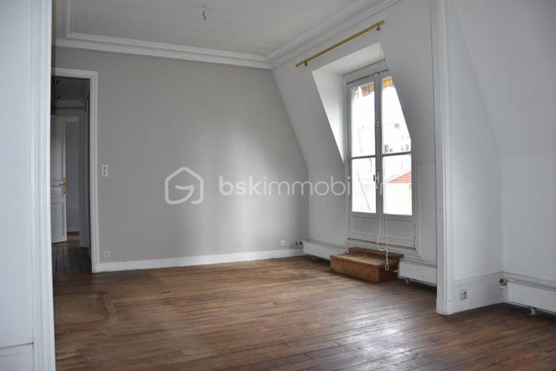 Appartement - 77 m² - 5 pièces