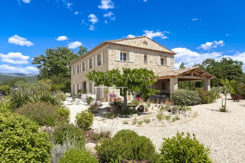 Bastide - 328 m² - 8 pièces