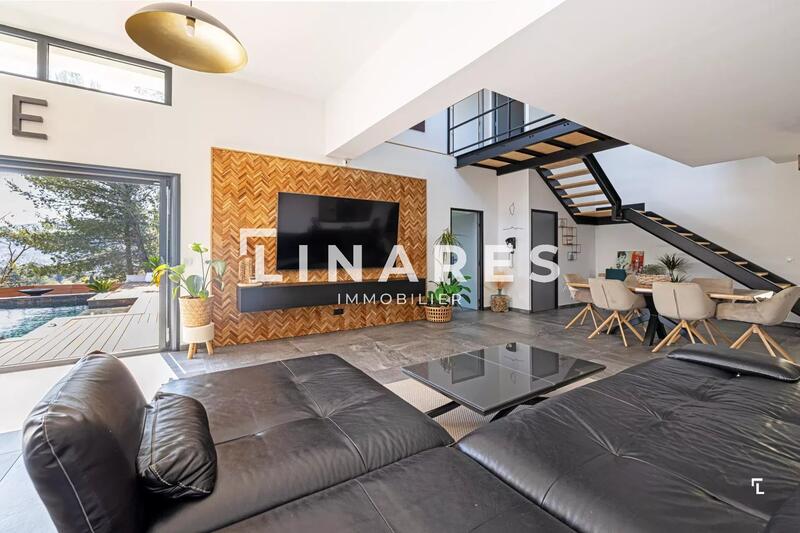 Villa - 160 m² - 4 pièces