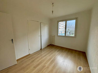Appartement - 62 m² - 4 pièces