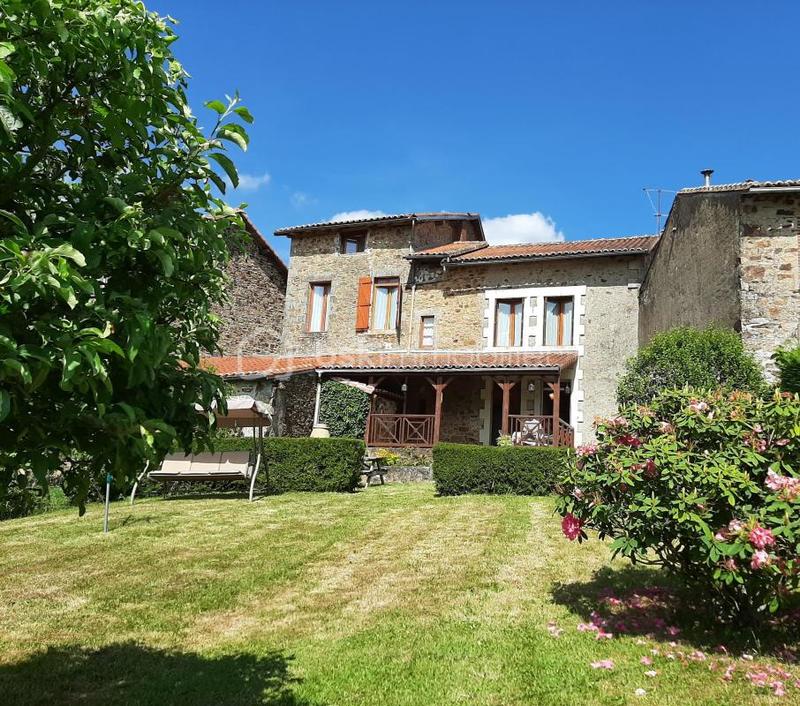 Maison en pierre - 143 m² - 6 pièces