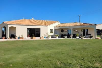 Maison - 152 m² - 6 pièces