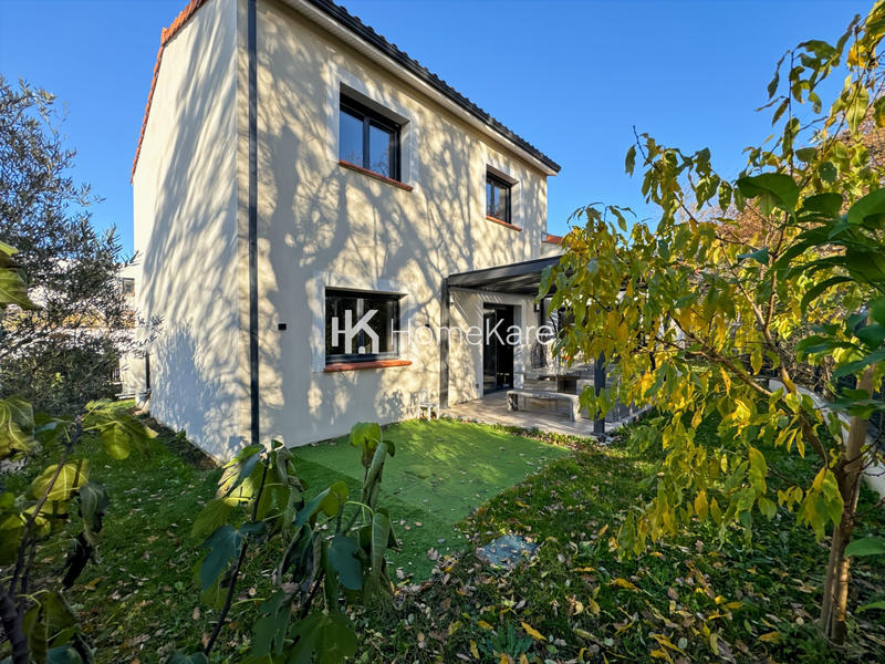 Maison - 140 m² - 5 pièces