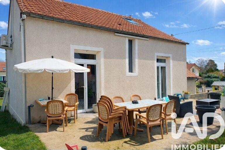 Maison - 100 m² - 4 pièces