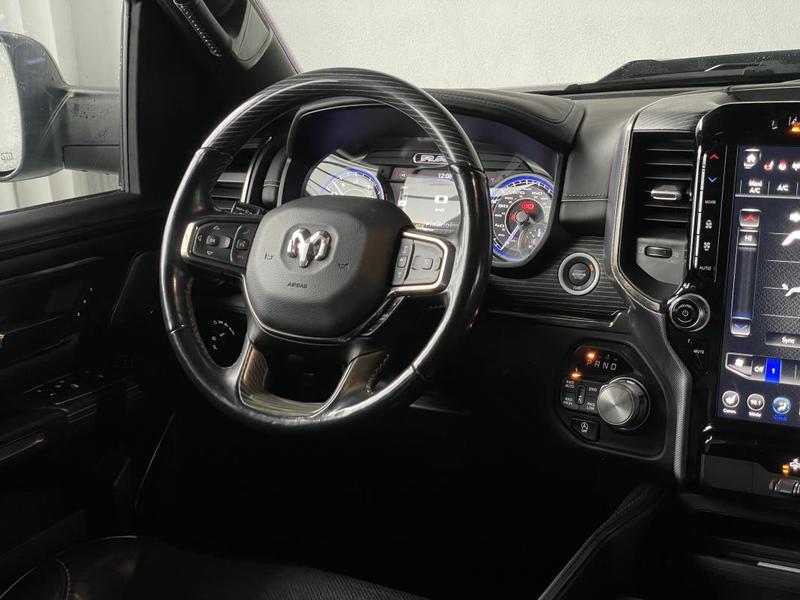 Dodge Ram V8 5,7l Crew Limited Box Tva