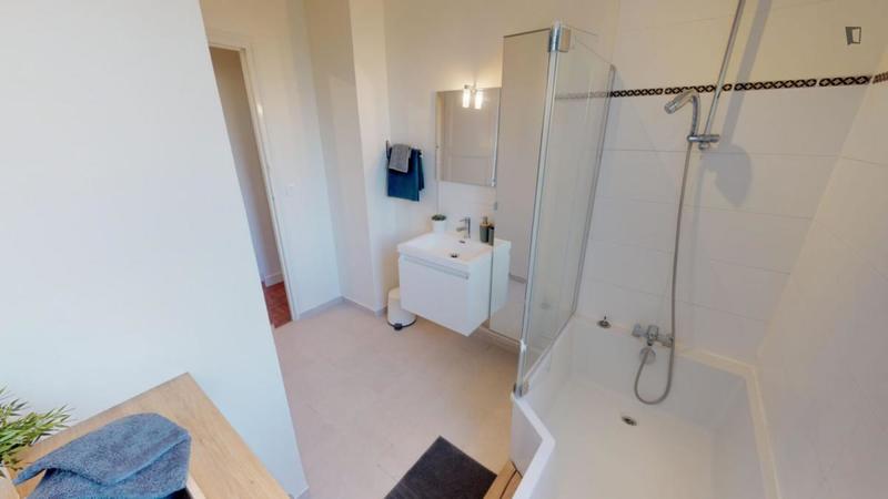 Chambre - 13 m² - 4 pièces