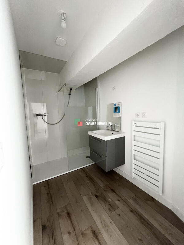 Appartement - 64 m² - 3 pièces