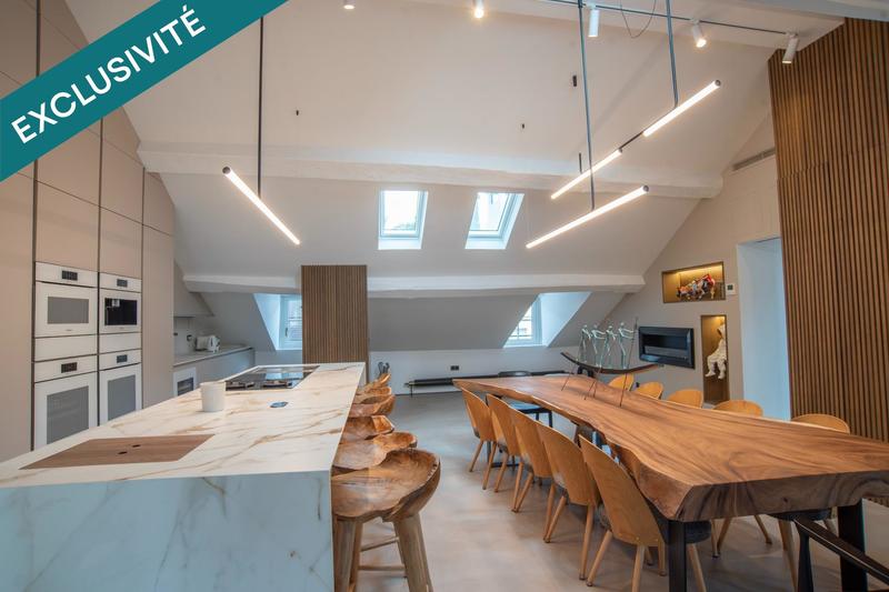 Appartement - 283 m² - 9 pièces