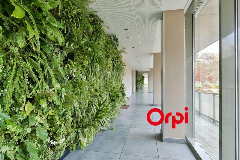 Appartement - 95 m² - 4 pièces