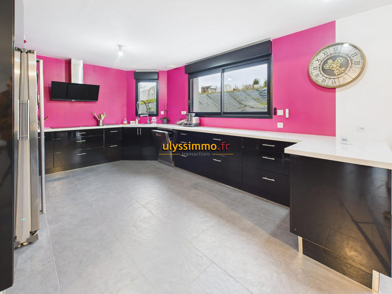 Maison - 130 m² - 6 pièces