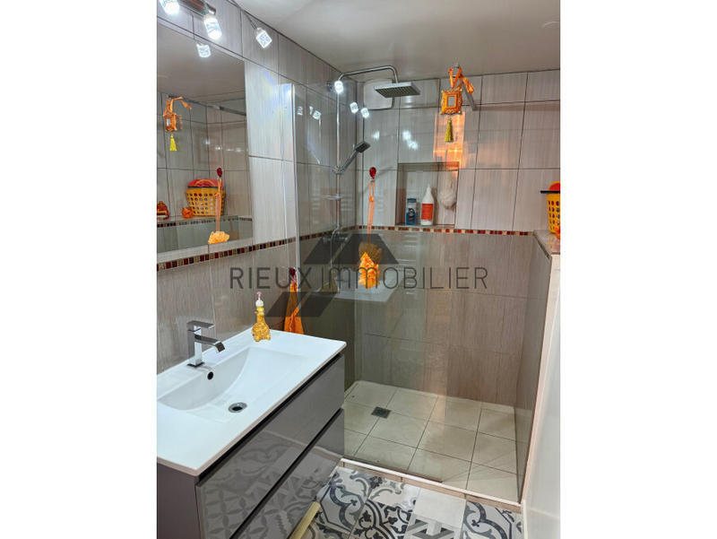 Propriété - 142 m² - 4 pièces