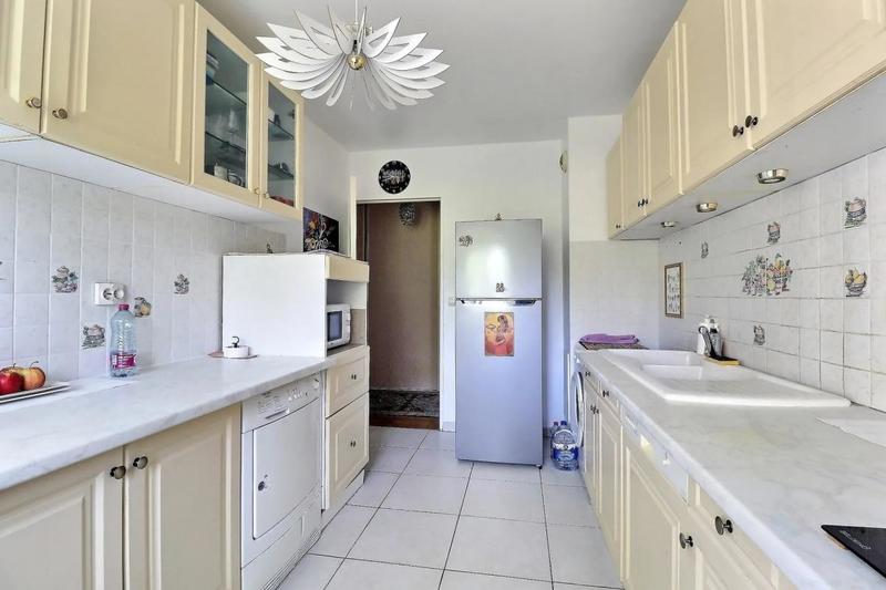 Appartement - 81 m² - 3 pièces