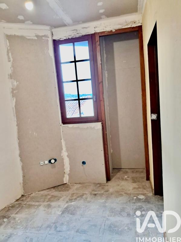 Maison - 100 m² - 6 pièces