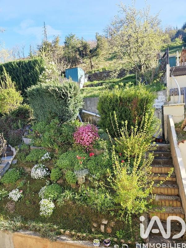 Maison - 99 m² - 5 pièces