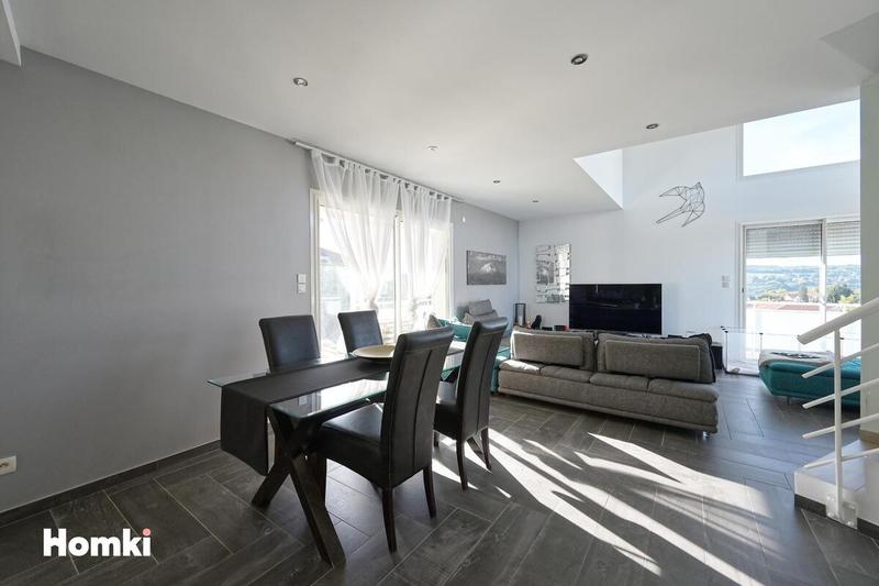 Maison - 143 m² - 6 pièces