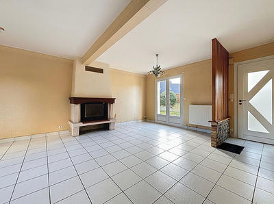 Maison - 93 m² - 5 pièces