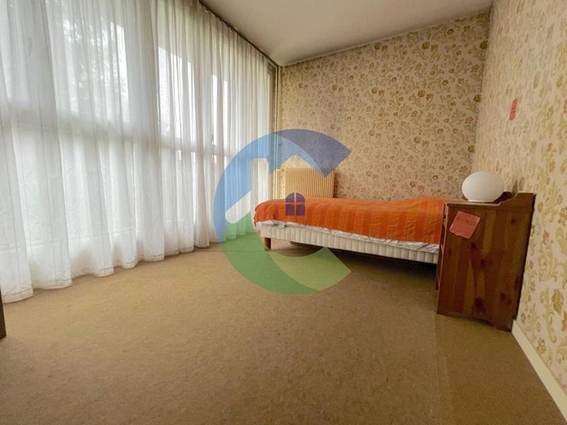 Appartement - 95 m² - 5 pièces