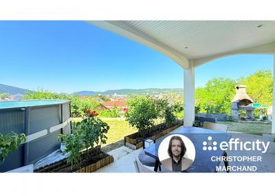 Maison - 210 m² - 7 pièces