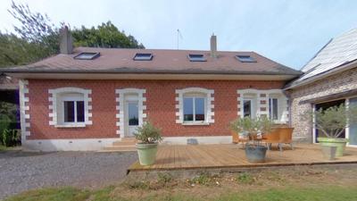 Maison - 204 m² - 6 pièces