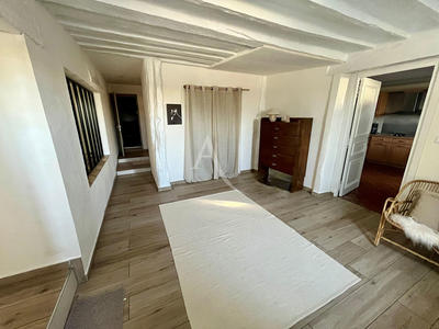 Maison - 304 m² - 11 pièces