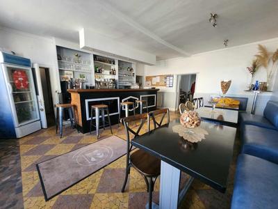 Appartement - 208 m² - 8 pièces