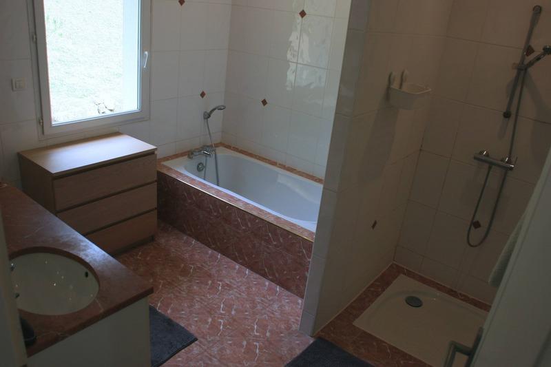 Propriété - 145 m² - 5 pièces