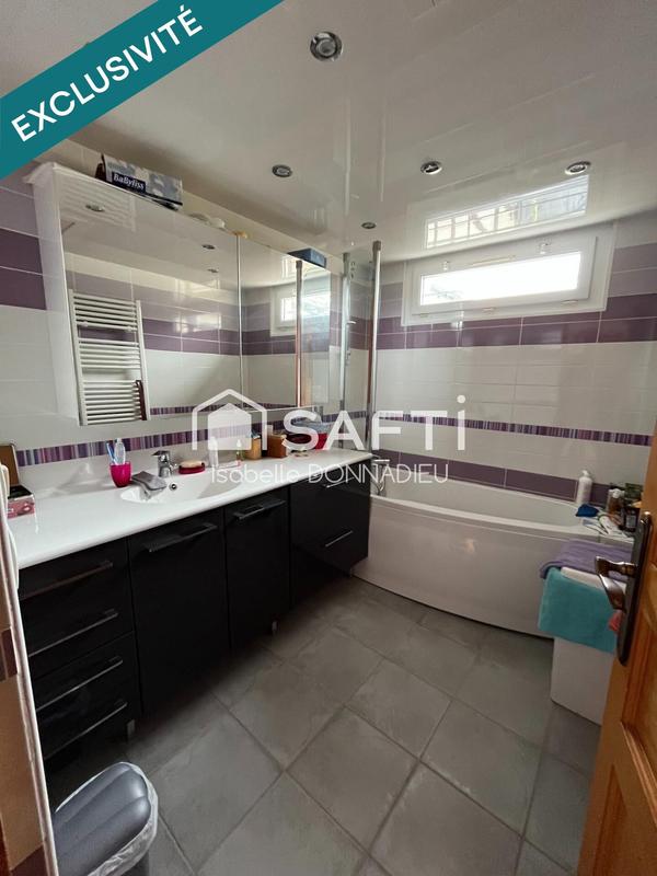 Maison - 180 m² - 6 pièces