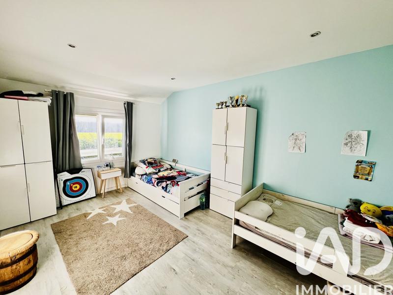 Maison - 99 m² - 5 pièces