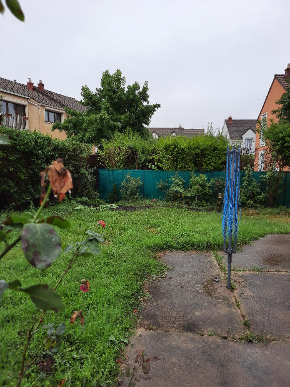 Maison - 101 m² - 5 pièces