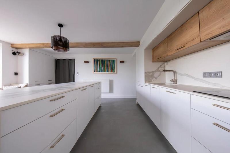 Maison - 202 m² - 6 pièces