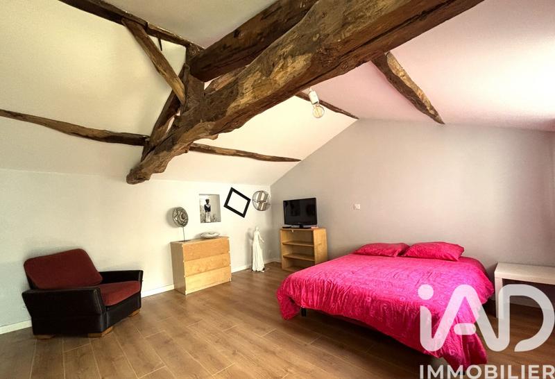 Maison - 245 m² - 8 pièces