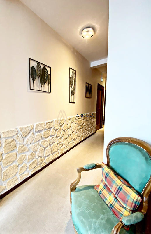 Fonds de commerce - 620 m²