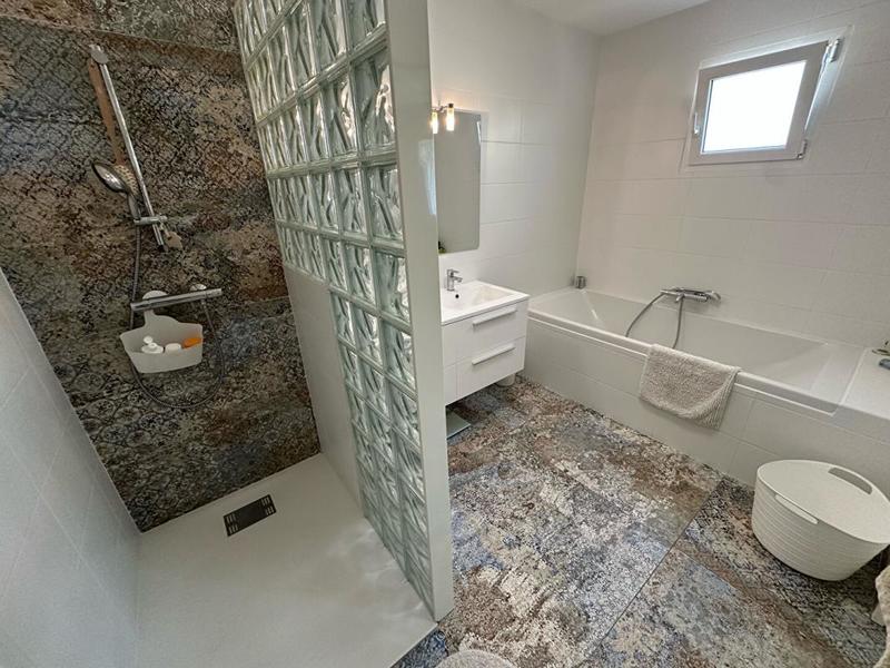 Villa - 186 m² - 8 pièces