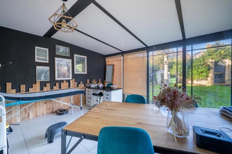 Maison - 120 m² - 6 pièces