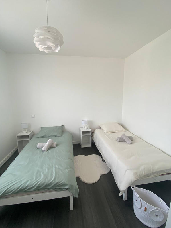 Maison - 95 m² - 5 pièces