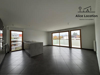 Appartement - 85 m² - 4 pièces