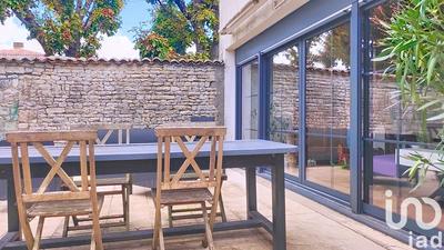 Maison - 225 m² - 10 pièces