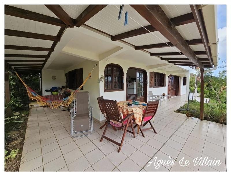 Villa - 153 m² - 10 pièces